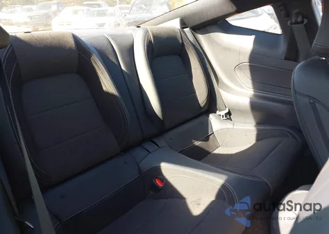 2024 Ford Mustang Ecoboost Fastback z USA, uszkodzony, nr VIN 1FA6P8TH7R5110667